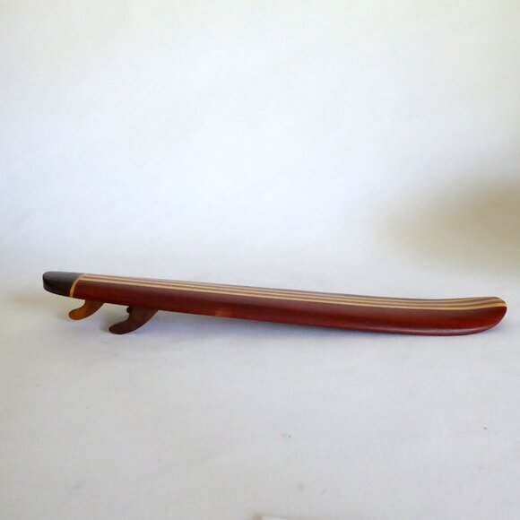 VINTAGE KOA WOOD VERTICAL STRIPE 12” MINIATURE LONGBOARD SURFBOARD DISPLAY STAND - Picture 13 of 14